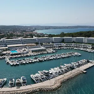 Altin Yunus & - ***** Çeşme