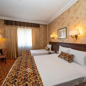 Pera Rose & Hb Provincia di Istanbul